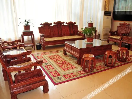 Boyu Yunlong Hotel - Image 1