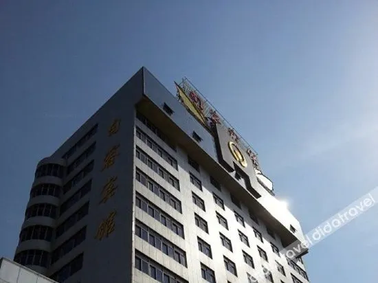 Jurong Hotel - Image 1