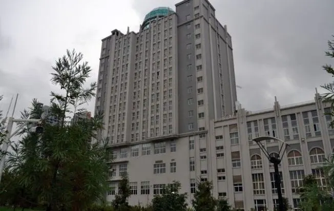 Jiuyue Intelligent Hotel (Qianxi Government Store) - Image 1