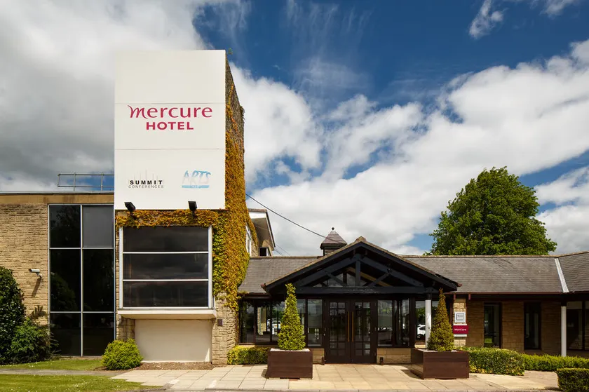 Mercure Wetherby Hotel - Image 1