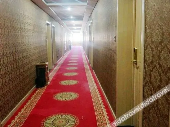 Bainaohui Hotel - Image 1