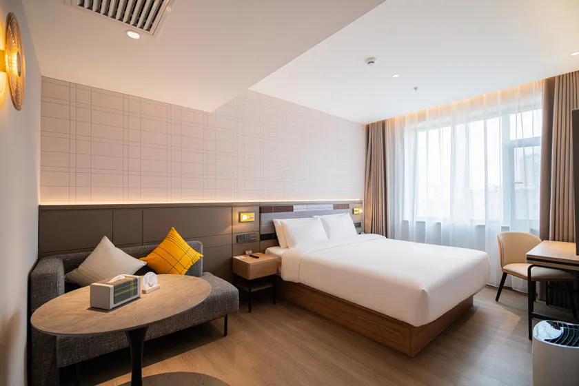 ‌Home Inn Select Hotel‌ - Image 1