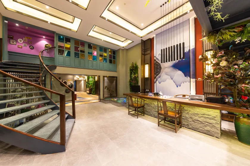 Weissdent Hotel - Image 1