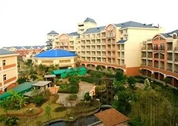 Oriental Landscape Holiday Hotel - Image 1