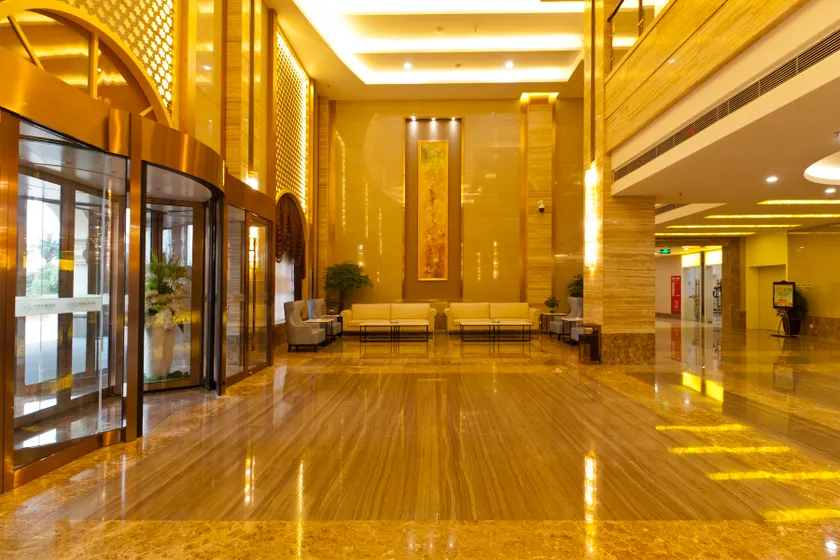 Fangte Dongxiang Hotel - Image 1