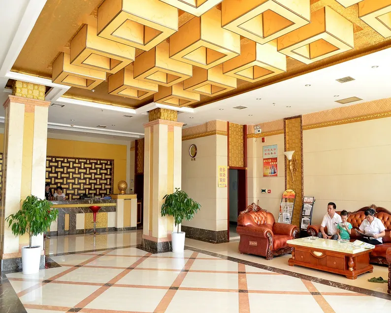 Shiwai Taoyuan Eco Hotel - Image 1