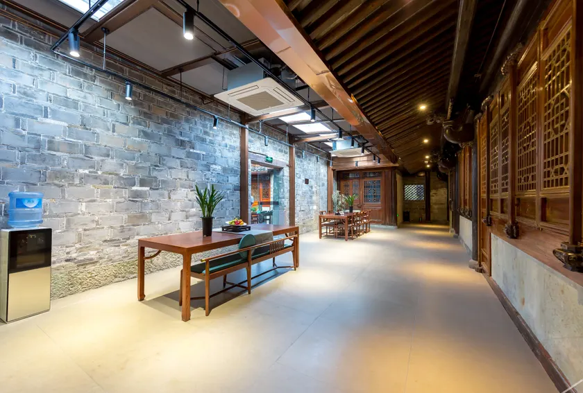 Ningjing Hotel (Ningbo Tianyi Square Chenghuang Temple) - Image 1