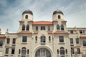 REGENCY APARTMENT Palm Beach - Image 1