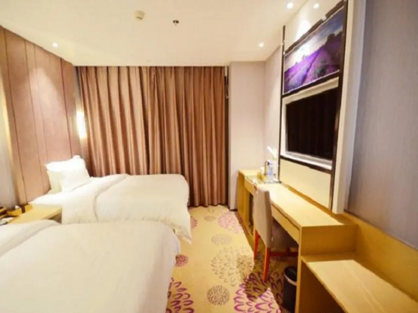 Lavande Hotel Wuhan Nanhu Wal-Mart - Image 1