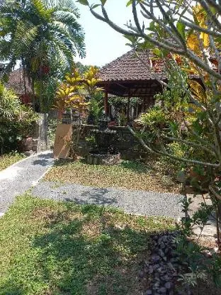 Mumbul Inn - Image 1