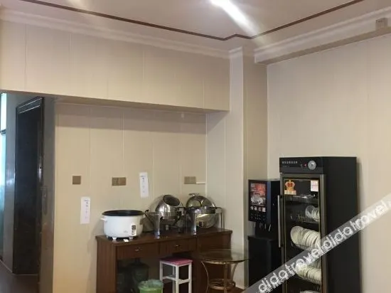 Dongshan Wanhao Hotel - Image 1