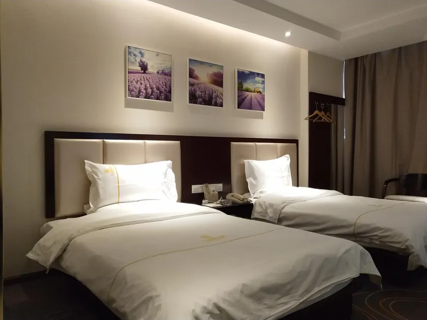 95 Hotel Chain (Changshun) - Image 1
