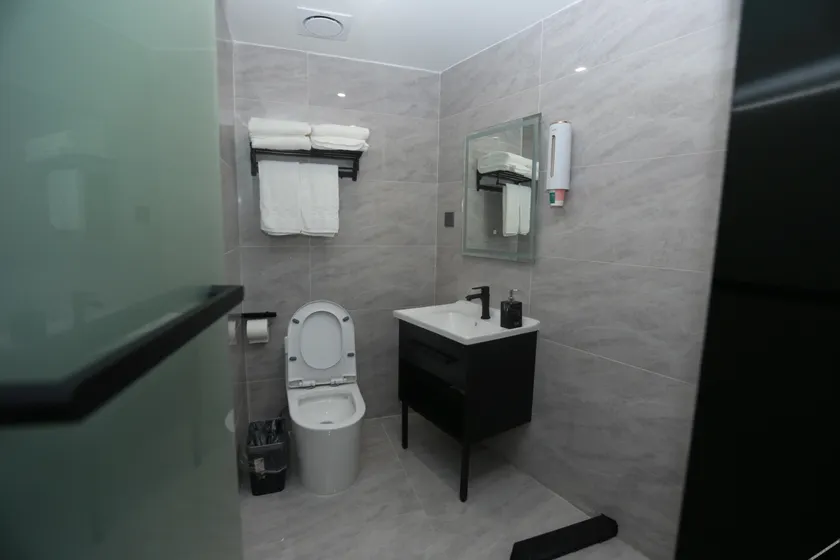 Netfish E-sports Hotel (Shanghai Tongji Hospital Xincun Road Subway Station Branch) - Image 1