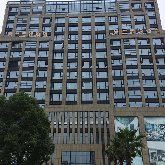 Milan Junyi Hotel - Image 1
