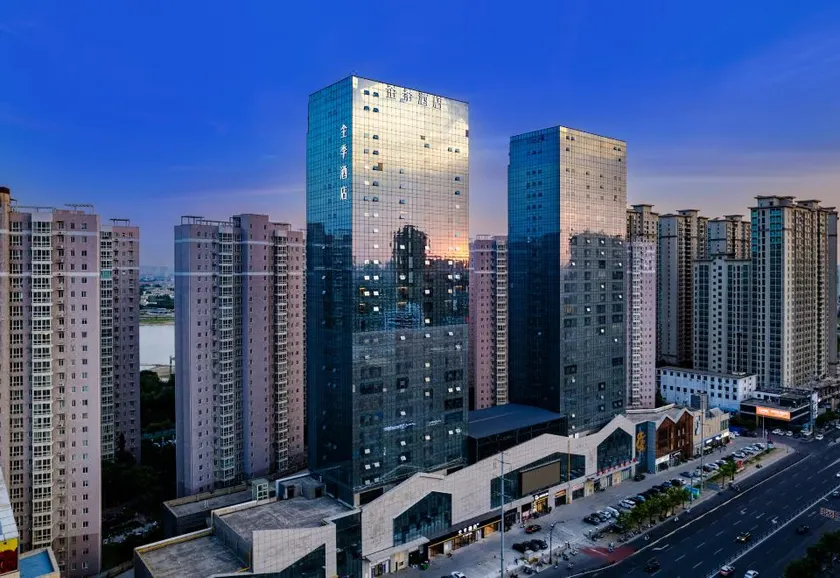 All Seasons Hotel (Luoyang Luoyi Ancient City Lijing Store) - Image 1