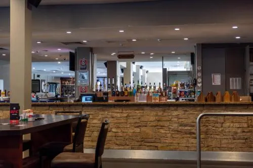 Doonside Hotel - Image 1