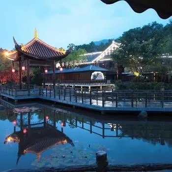 Lingxiu Impression Hotel - Image 1
