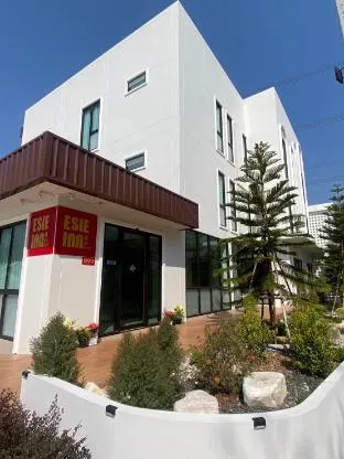 Easy Inn ESIE INN - Image 1