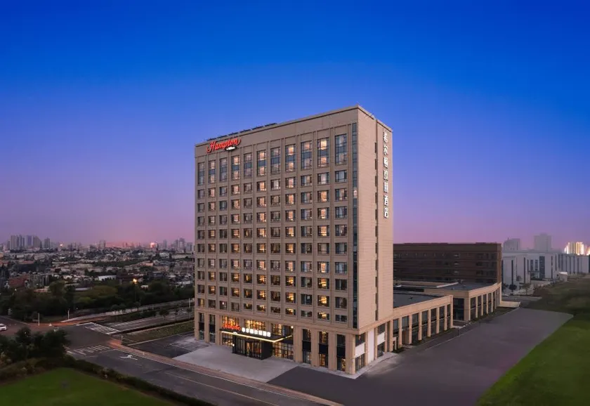 Hampton by Hilton Tianjin Eco-city - Image 1