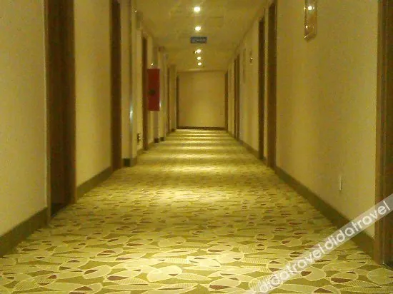 yijia365liansuohotel - Image 1