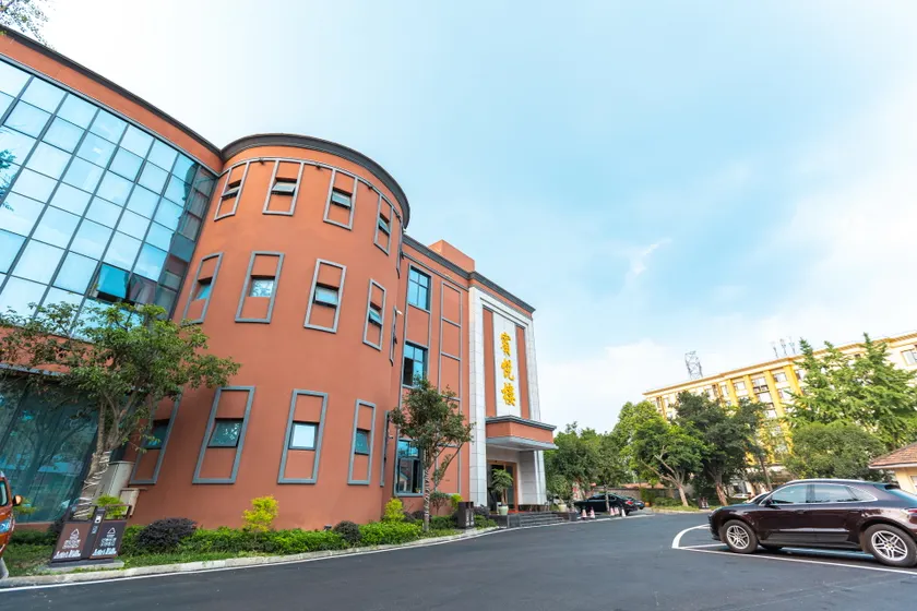 Changchun Garden Hotel (Chengdu Shuangliu International Airport Branch) - Image 1