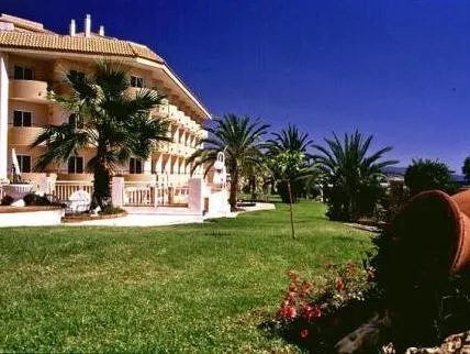 La Cumbre - Image 1