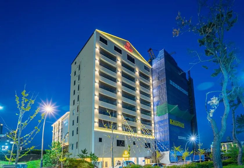 HOTEL SOLEIL ULSAN - Image 1