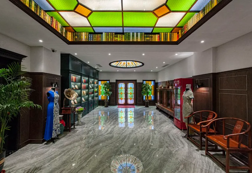 Time Travel Hotel - Image 1