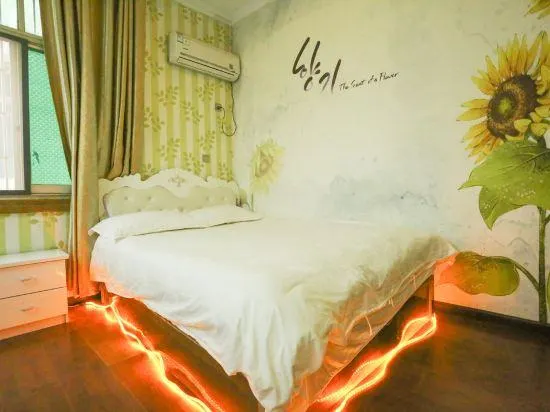 Yujian Fashion Hotel - Image 1