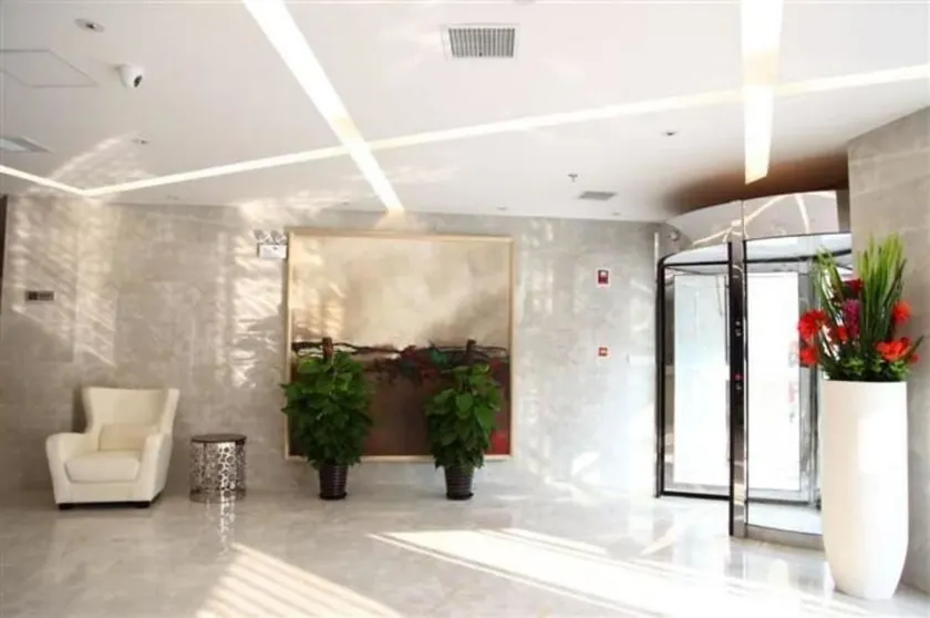 C’est La Vie Hotel Chengde - Image 1