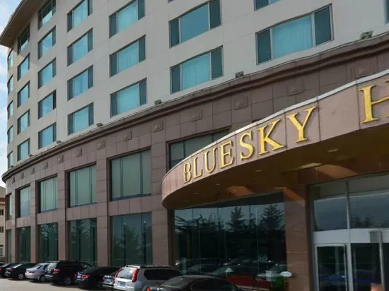 Blue Sky Hotel - Image 1