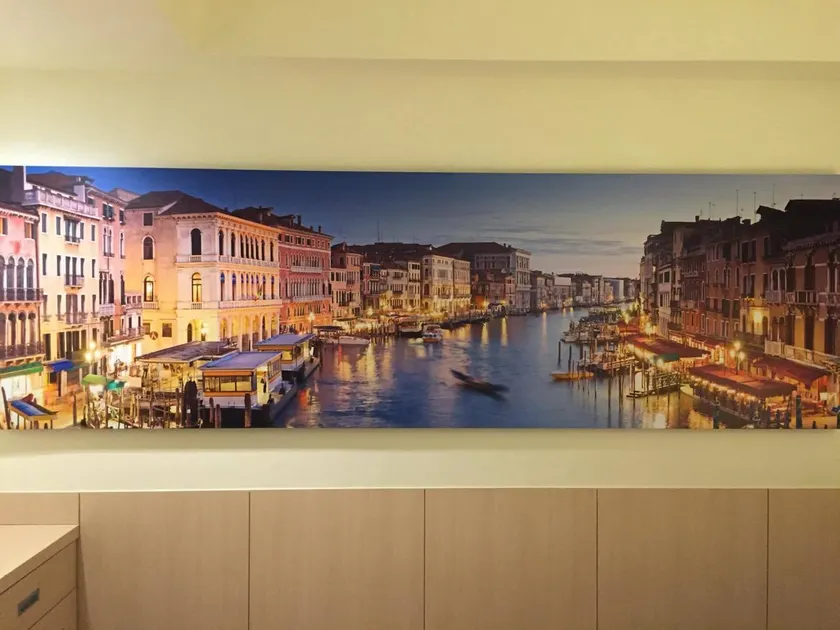 Elegance Hotel - Image 1
