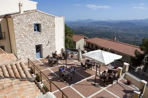 Hotel Bia Maore - Image 1
