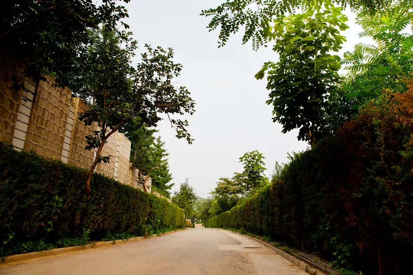 Beijing Placid Lake Resort Hotel - Image 1