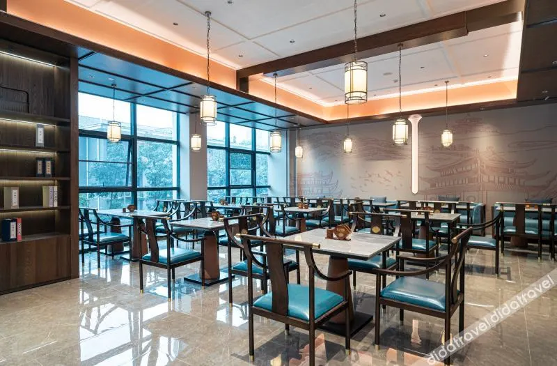 TILL BRIGHT Hotel (Longping Gaoke) - Image 1