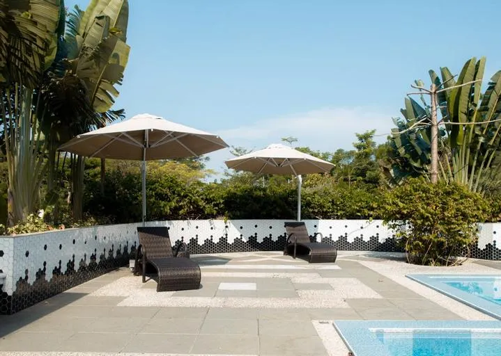 The Emirio Hotel & Cottage - Image 1