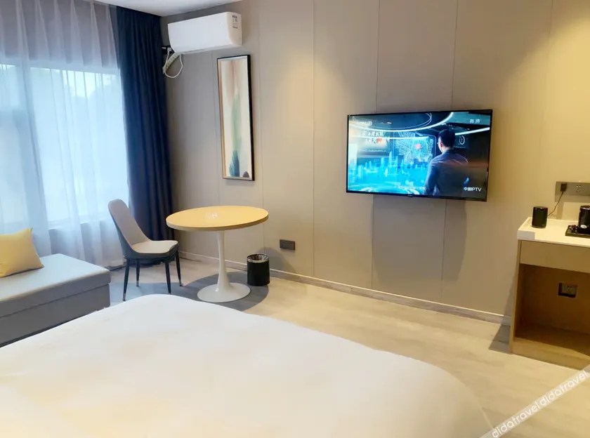 Limu Hotel (Baoshi Park Xintang Group) - Image 1