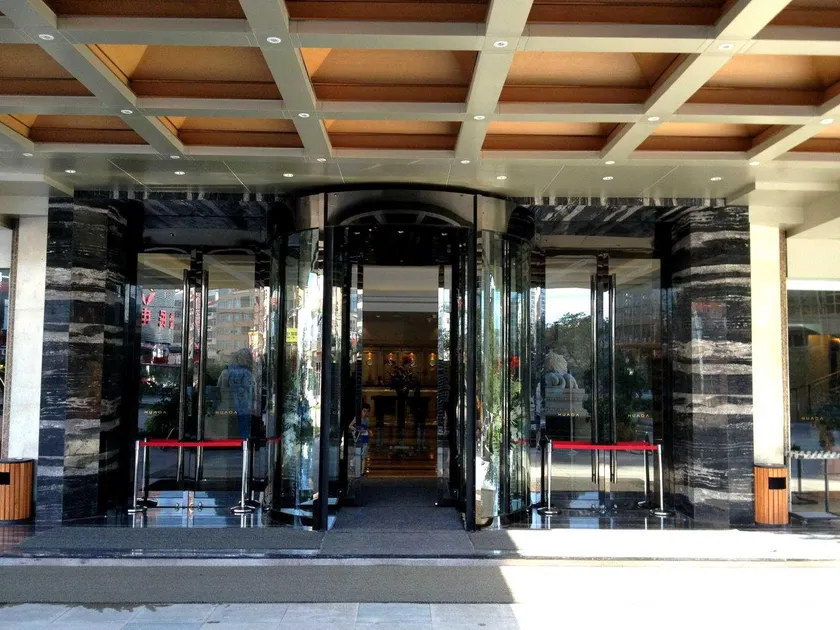 Hua Da International Hotel - Image 1