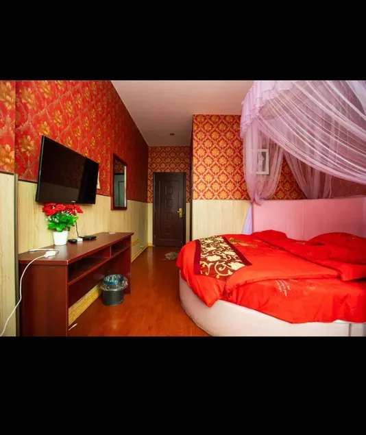 Wenqing Theme Hotel (Yulin Fushi Road Shop) - Image 1