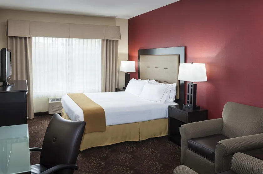 Holiday Inn Express Anchorage - Image 1