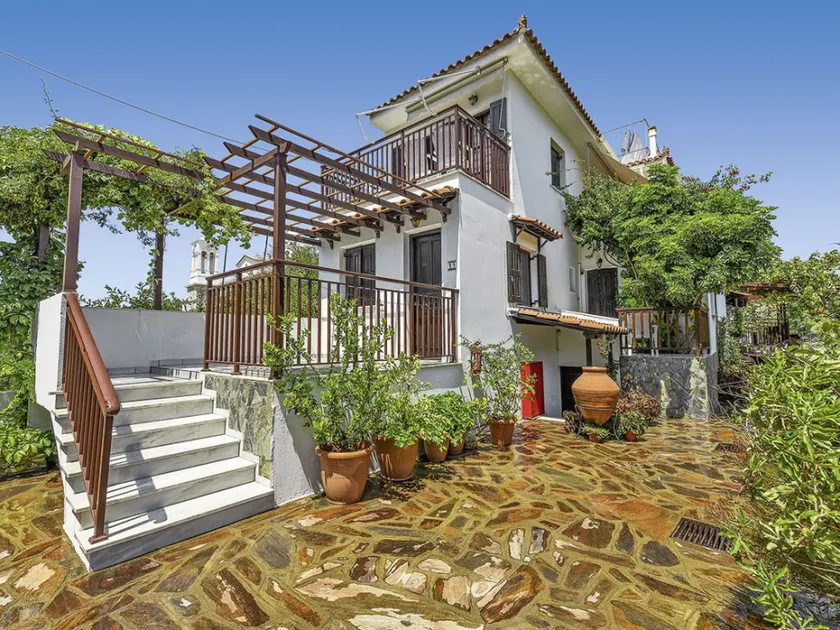 Golden Sun Kokkari - Image 1