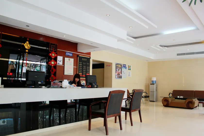 Bo Feng Hotel - Image 1