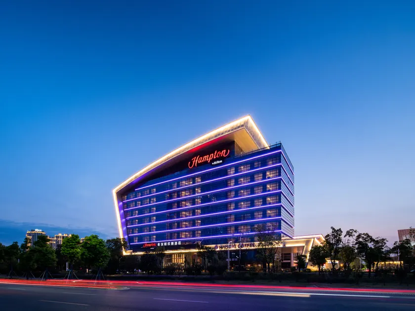 Hampton by Hilton Yangzhou Wenchang Road - Image 1