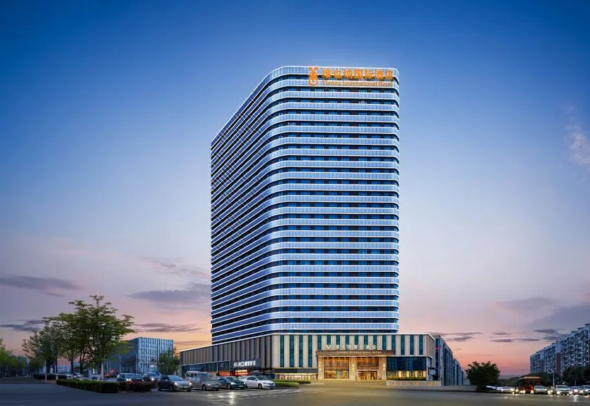 Vienna International Hotel(Three Gorges logistics park of Yichang East Railway Station) - Image 1