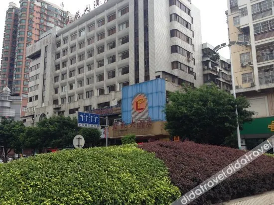 LIISI HOTEL - Image 1