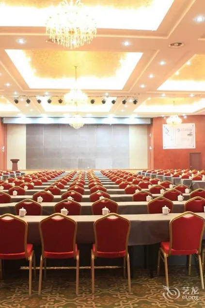 Jiutong Haiyuan International Hotel - Image 1
