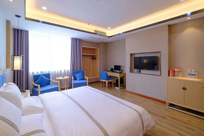Shishi Star Hotel (Taihe Plaza) - Image 1