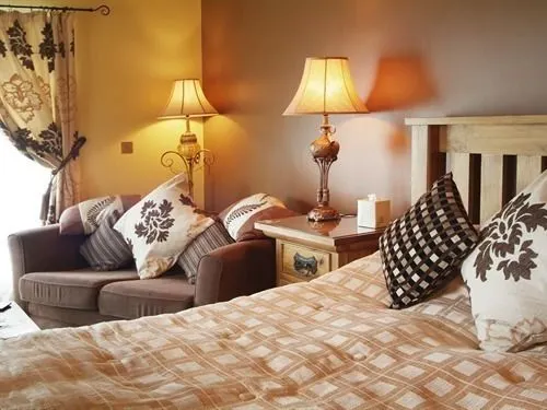The Blue Bell Inn - Image 1