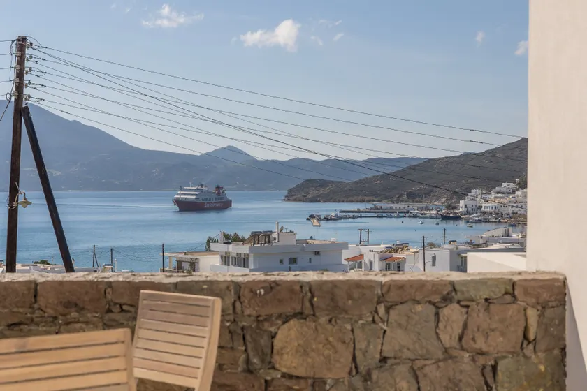 Afroessa Milos - Image 1