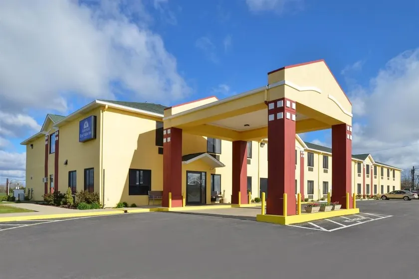 Americas Best Value Inn Brandenburg - Image 1
